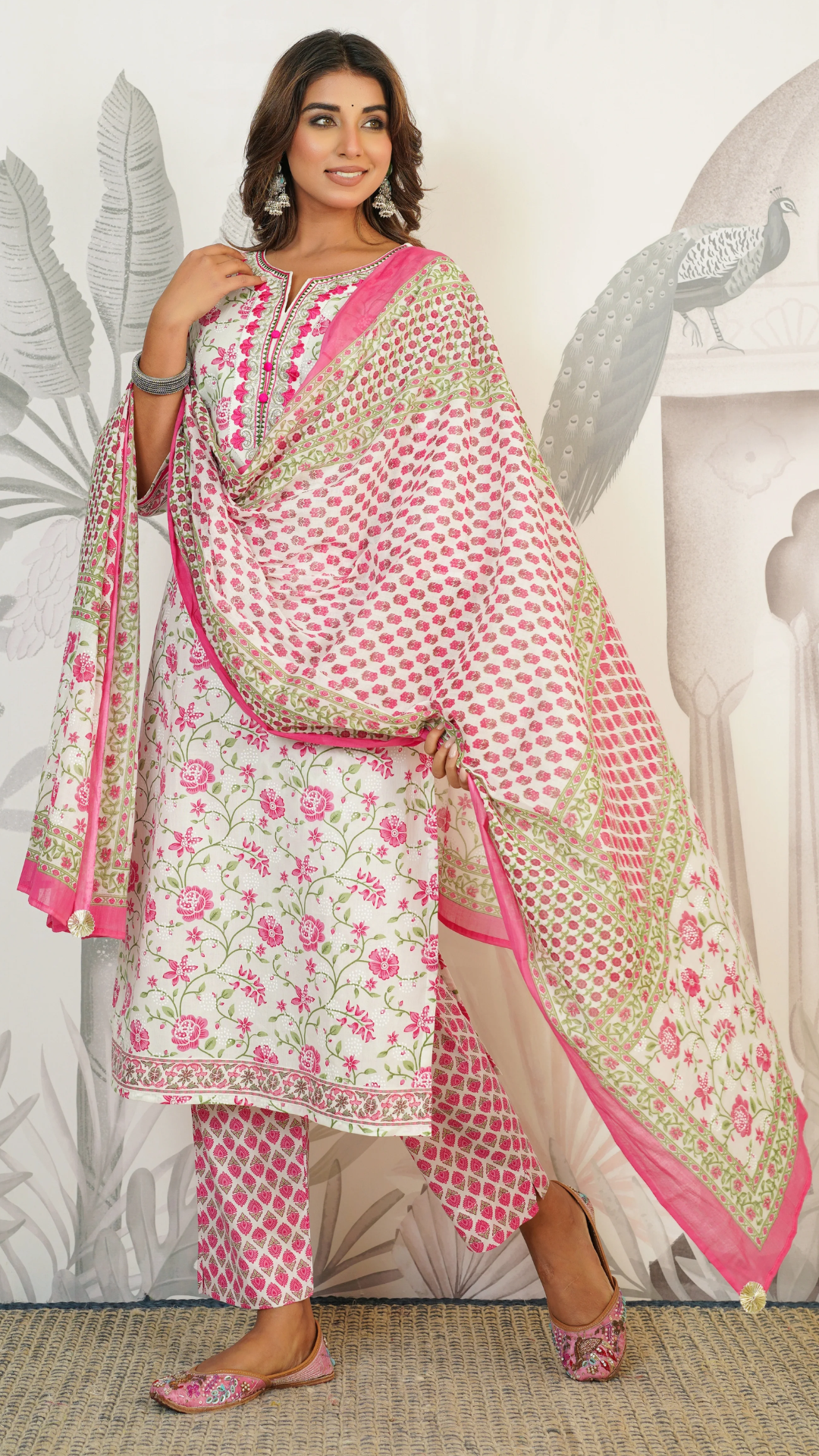 Gulaabo White & Pink Floral Printed Cambric Cotton Kurta Set