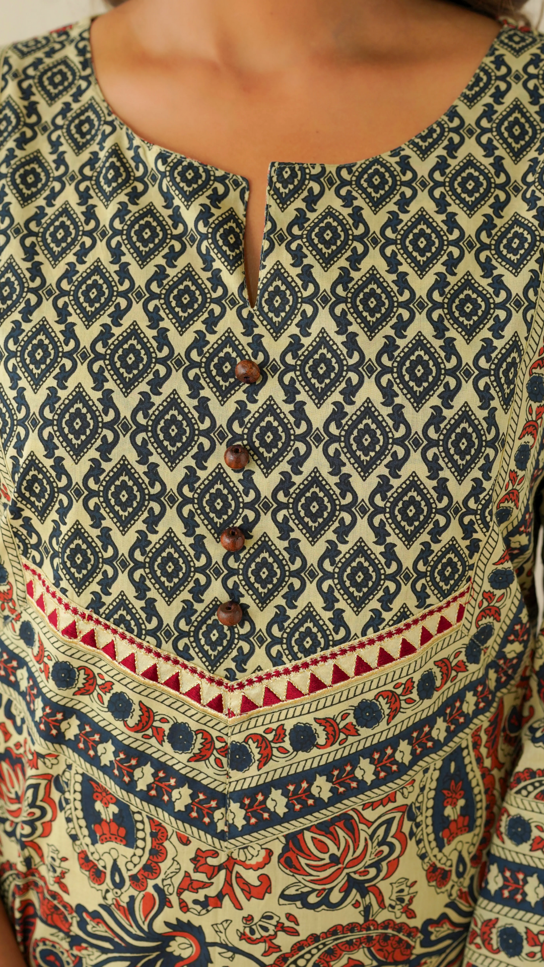 Ranya Artisan Paisley Cambric Cotton Kurta Set