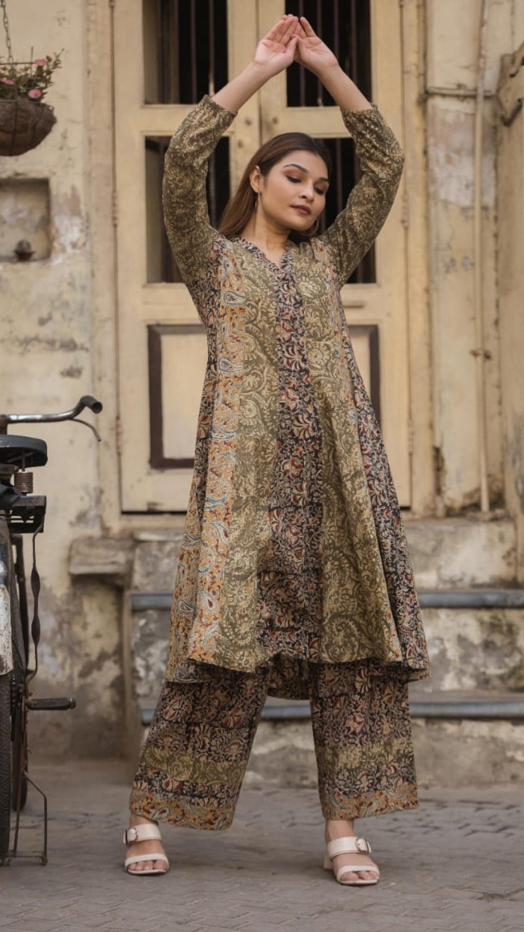 Vintage Kalamkari Multi-Kali Kurta Set – Organic Cotton Handblock Elegance