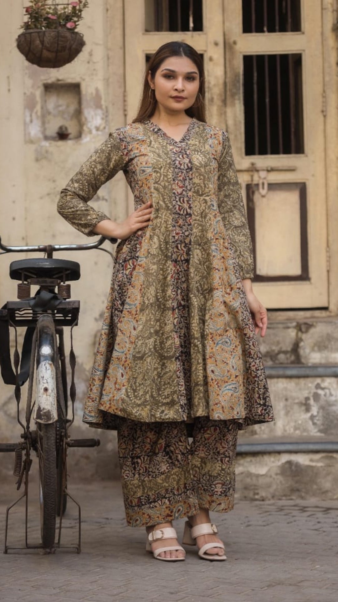 Vintage Kalamkari Multi-Kali Kurta Set – Organic Cotton Handblock Elegance